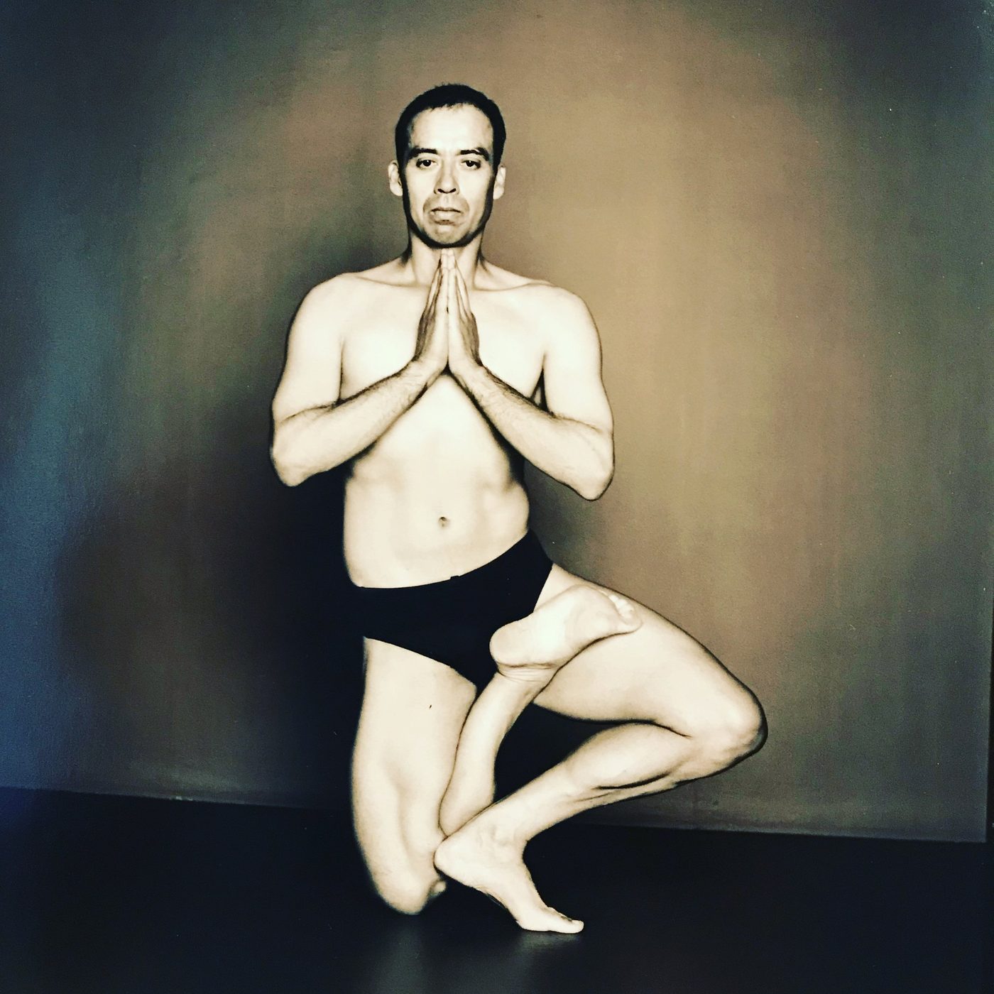 About Tony Yoga